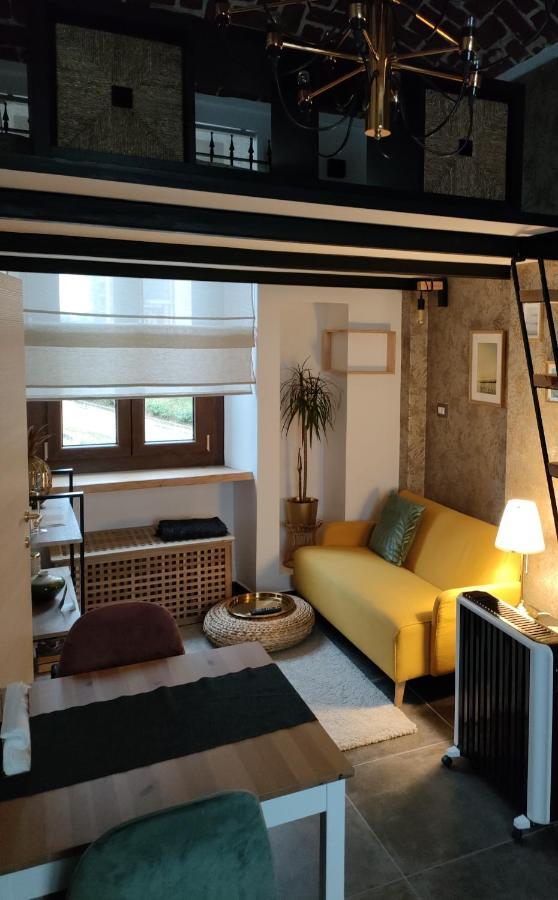 900 Meters From Metro&station Ceva